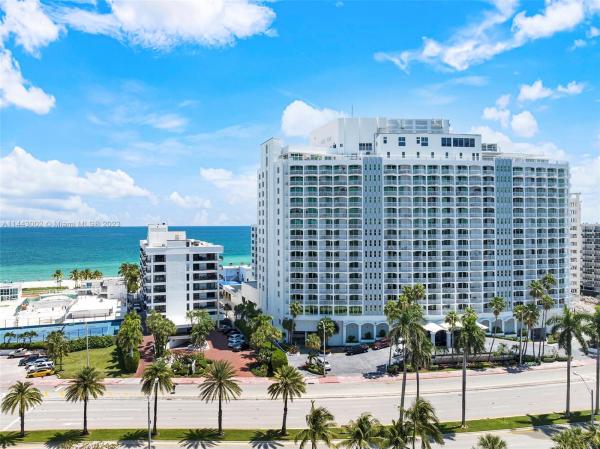 The Carriage House, 5401 Collins Ave #920, Miami Beach, Florida 33140, image 1