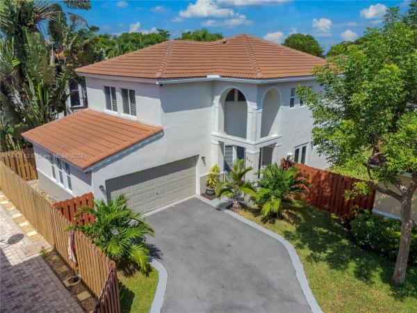Coco Palms, 547 NW 47th Way, Coconut Creek, Florida 33063, image 1