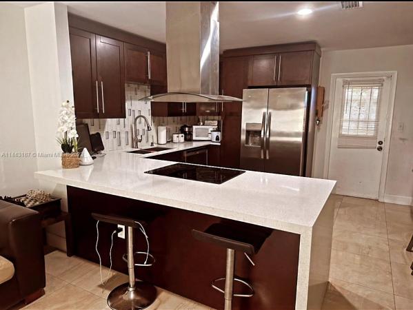 Kings Gardens, 4459 NW 185th St, Miami Gardens, Florida 33055, image 2