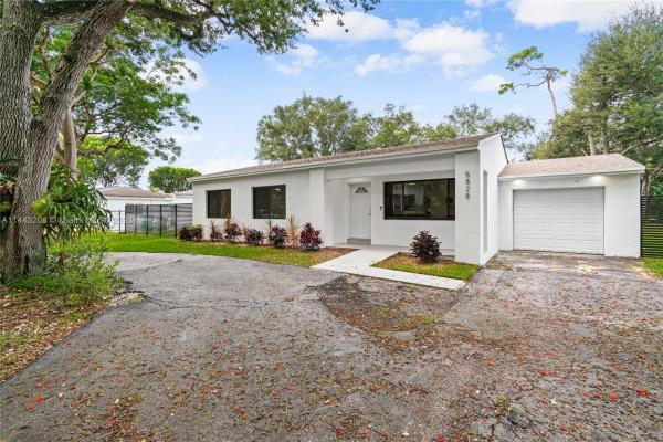 Carole Helms Manor, 5828 SW 69th Ave, Glenvar Heights, Florida 33143, image 1