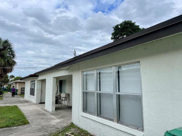 Renaissance Pointe, 5601 NW 27th Ct, Lauderhill, Florida 33313, image 1