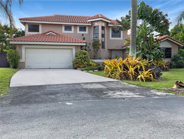 Lakes Of The Meadow, 15522 SW 55th Ter, Kendall West, Florida 33185, image 2