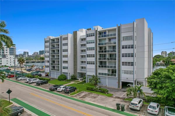 London Towers, 9381 E Bay Harbor Dr #301N, Bay Harbor Islands, Florida 33154, image 1