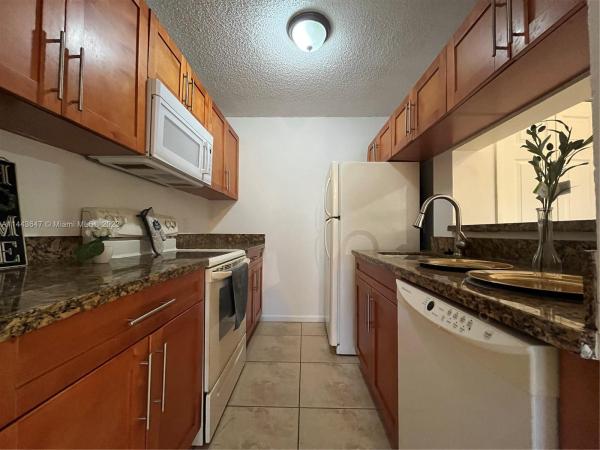 Palm-Aire Gardens, 4321 W Mcnab Rd #16, Pompano Beach, Florida 33069, image 1