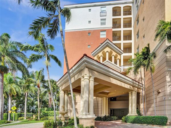 Porto Bellagio, 17100 N Bay Rd #1704, Sunny Isles Beach, Florida 33160, image 2