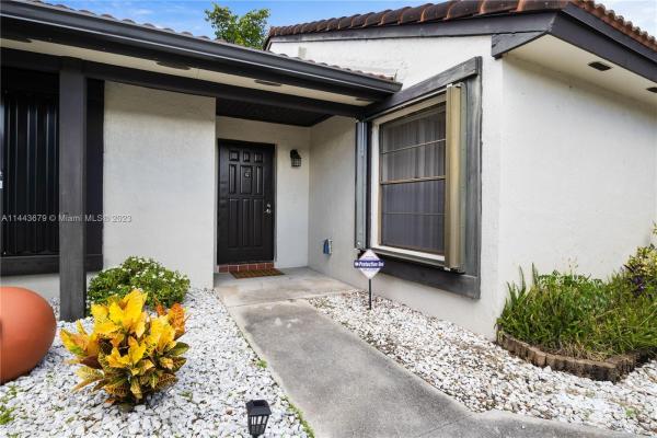 Village Homes At Lakes Of The Meadow, 15075 SW 49th Ln #G-108, Kendall West, Florida 33185, image 1