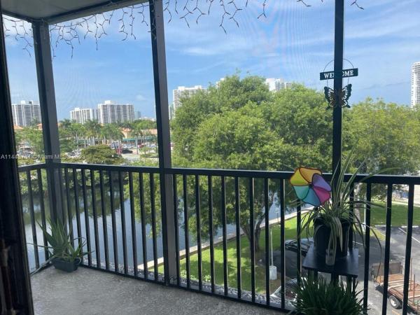 Ensenada, 3475 N Country Club Dr #517, Aventura, Florida 33180, image 2