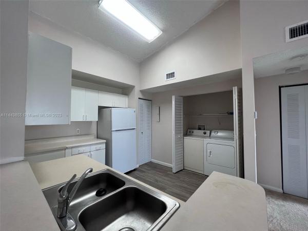 The Courtyards At Davie, 6992 SW 39th St #I301, Davie, Florida 33314, image 1