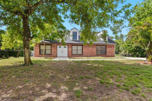 The Acreage, 16114 E Secretariat Dr, Loxahatchee, Florida 33470, image 2