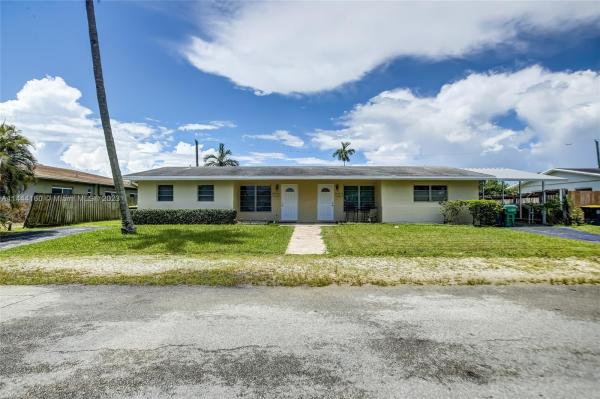 Gold Coast Twin Villas West, 4685 SW 43rd Ter, Dania Beach, Florida 33314, image 1