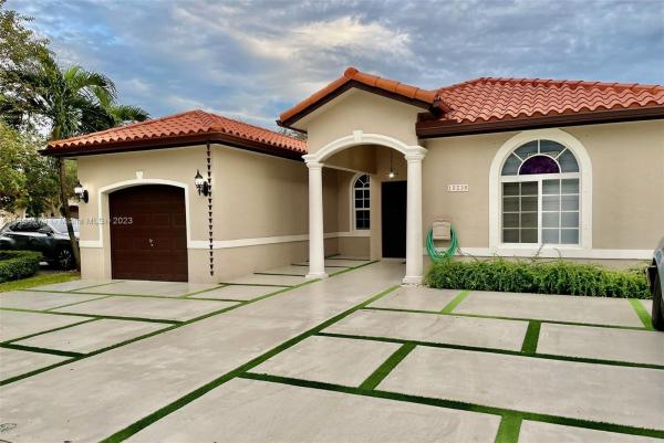 15238 SW 39th Ter, Unincorporated Dade County, Florida 33185, image 2