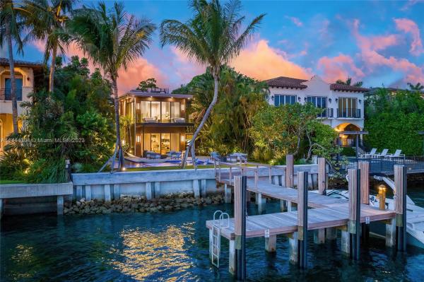 Hibiscus Island, 250 S Hibiscus Dr, Miami Beach, Florida 33139, image 1