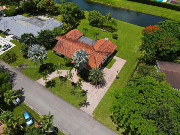 Briar Bay Urban Park, 13140 SW 95th Ave, Kendall, Florida 33176, image 1