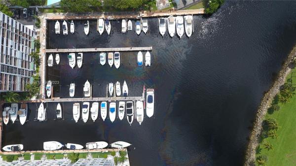 River Run Yacht Club, 1700 NW N River Dr, Miami, Florida 33125, image 1