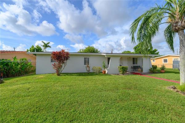 Tropical Estates, 10020 SW 53rd St, Olympia Heights, Florida 33165, image 1