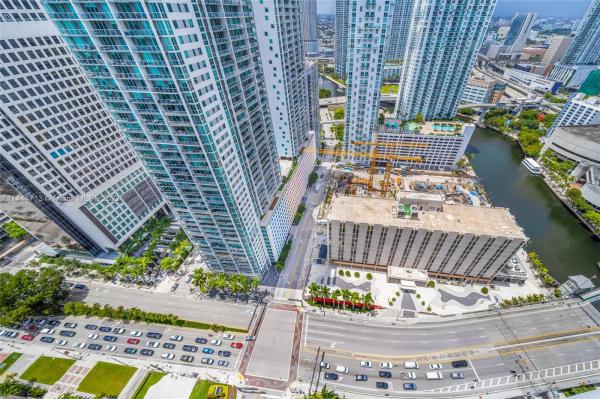 Icon Brickell Tower 3, 485 Brickell Ave #3607, Miami, Florida 33131, image 1