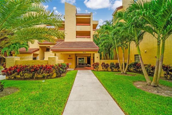 Kenland Pointe, 9022 SW 123rd Ct #O408, The Crossings, Florida 33186, image 1