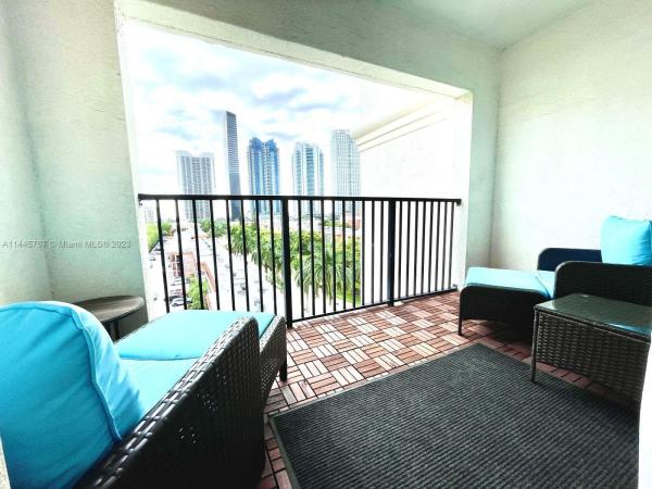 Porto Bellagio, 17150 N Bay Rd #2815, Sunny Isles Beach, Florida 33160, image 1