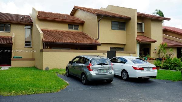 Valleys Of Kendall, 11635 SW 90th Ter #11635, Kendall, Florida 33176, image 2