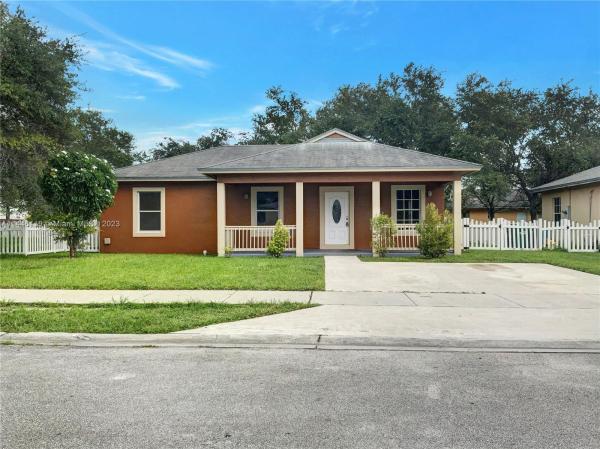 2115 NW 68th Ter, Gladeview, Florida 33147, image 2