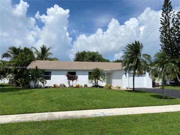 Ironwood, 608 N Perry Ave, Jupiter, Florida 33458, image 1