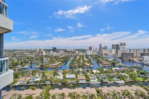 North Tower At The Point, 21205 Yacht Club Dr #2702, Aventura, Florida 33180, image 1