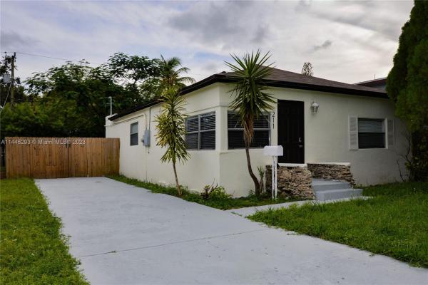 North Dania Heights, 211 SW 2nd Pl, Dania Beach, Florida 33004, image 1