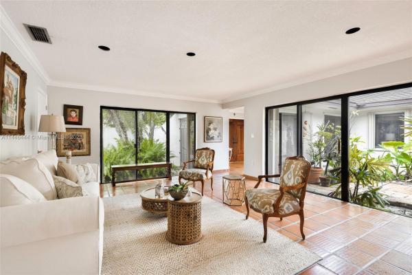 Killian Manors, 10744 SW 110th Ter, Kendall, Florida 33176, image 1