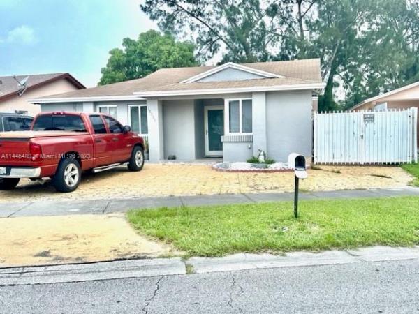 South Miami Lakes, 12231 SW 195th Ter, South Miami Heights, Florida 33177, image 1