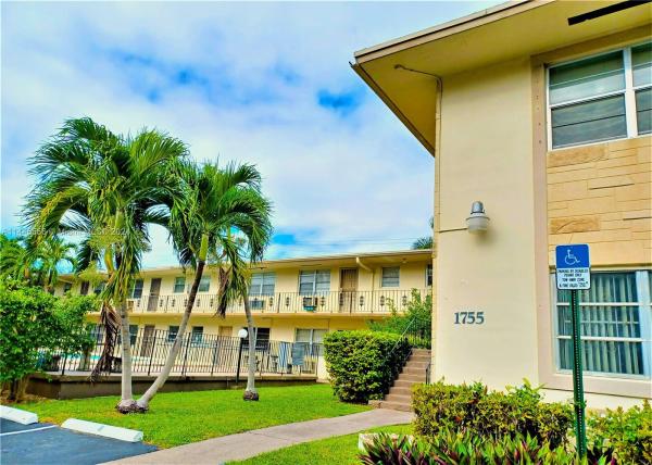 Heritage Of Sans Souci, 1755 NE 116th Rd #9, North Miami, Florida 33181, image 1