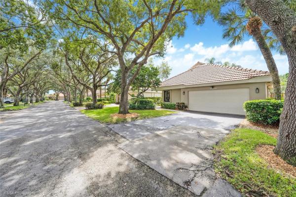 Cross Creek At Jacaranda, 9800 NW 18th Pl, Plantation, Florida 33322, image 1