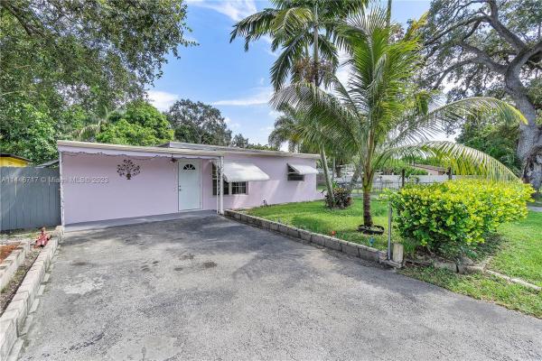Hollywood Suburbs, 6313 Cleveland St, Hollywood, Florida 33024, image 1
