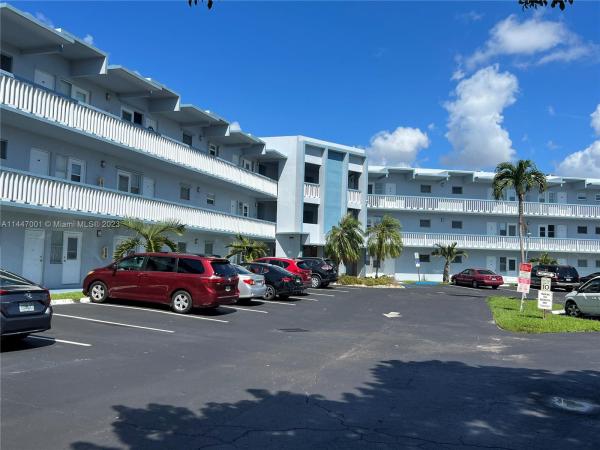 Sheridan Lakes, 2200 Park Ln #204, Hollywood, Florida 33021, image 1