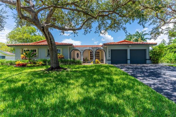 Bel Aire, 18644 SW 89th Ct, Cutler Bay, Florida 33157, image 2
