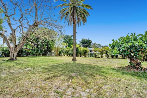 Hallandale By The Sea, 128 SW 5th St, Hallandale Beach, Florida 33009, image 1