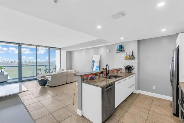 Blue On The Bay, 601 NE 36th St #2411, Miami, Florida 33137, image 1