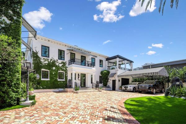 Flamingo Terrace, 2957 Flamingo Dr, Miami Beach, Florida 33140, image 1