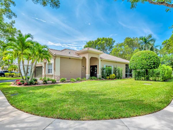 Sabal Ridge, 4035 Palm Pl, Weston, Florida 33331, image 1