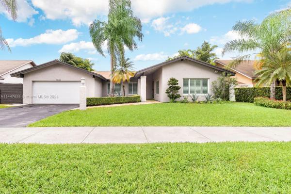 Calusa Club Estates, 9834 SW 133rd Ct, The Crossings, Florida 33186, image 2