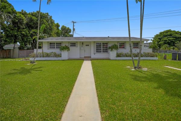 Bel Aire, 18601 SW 97th Ct, Cutler Bay, Florida 33157, image 2
