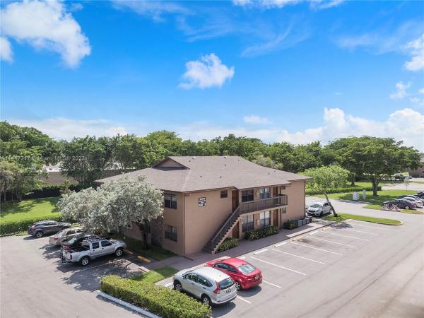 Winding Lake At Welleby, 10006 Winding Lake Rd #203, Sunrise, Florida 33351, image 1