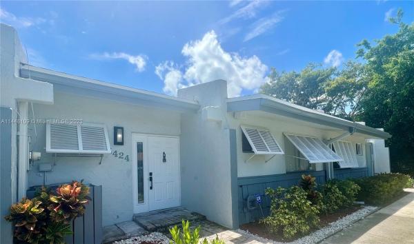 Camino Sheridan Villas, 2424 N 37th Ave #2424, Hollywood, Florida 33021, image 1