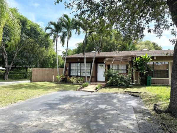 Cindis Place, 13600 SW 102nd Ln 0, The Crossings, Florida 33186, image 1