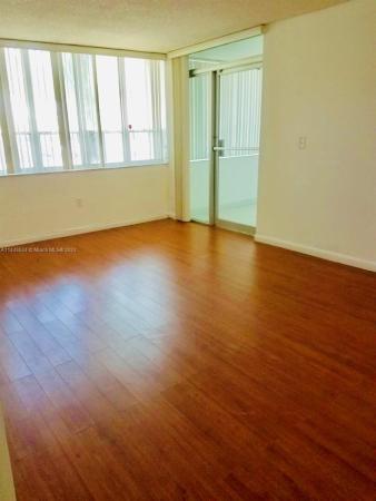 Sovereigns, 6801 SW 147th Ave #1E2, Kendale Lakes, Florida 33193, image 1