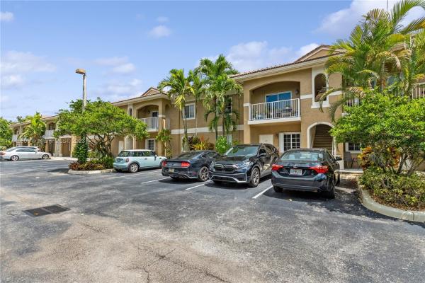 Washington Palms, 4802 Washington St #7, Hollywood, Florida 33021, image 1