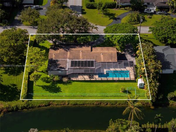 Fairmont Acres, 6951 SW 134th St, Pinecrest, Florida 33156, image 1