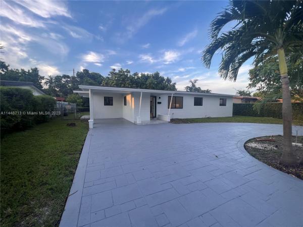 Coral Way Plaza, 7711 SW 21st St, Westchester, Florida 33155, image 1