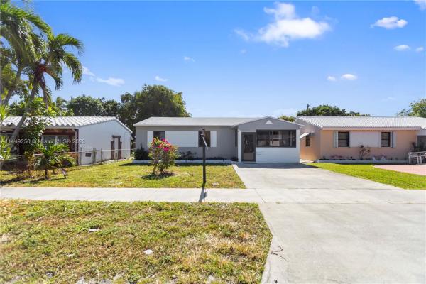Hollywood Park, 2122 Taft St, Hollywood, Florida 33020, image 2