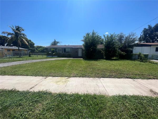 Berkeley Manor, 760 NW 179th St, Miami Gardens, Florida 33169, image 1