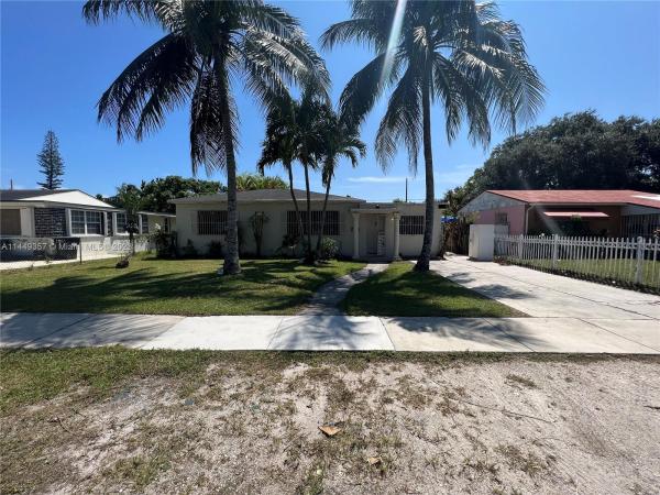 Biscayne Highlands, 1040 NE 143rd St, North Miami, Florida 33161, image 1